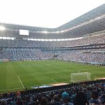 Arena do Grêmio lotada durante partida do Brasileirão