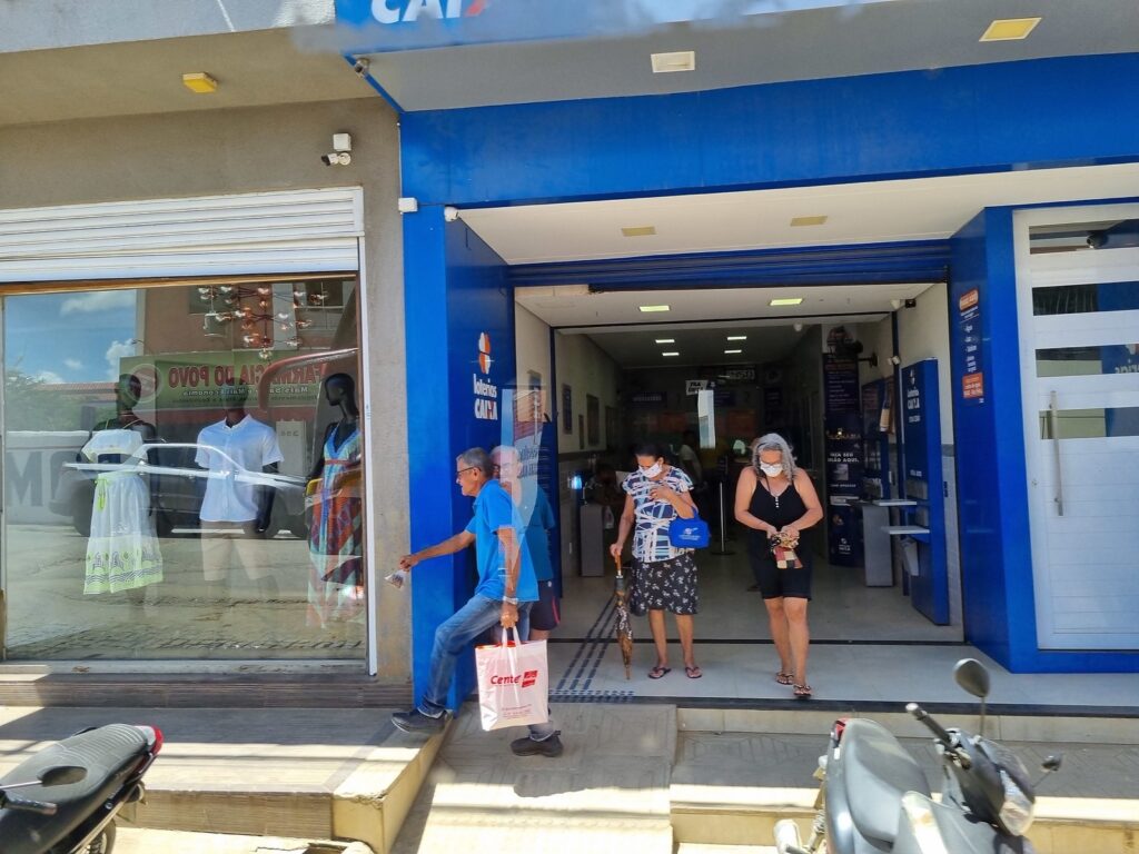 Mega-Sena acumula e sorteia R$ 25 milhões nesta terça-feira
