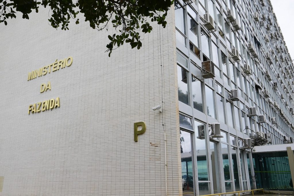 SPA veda apostas para quem renegociou dívida do Fies e detalha checagem via Sigap