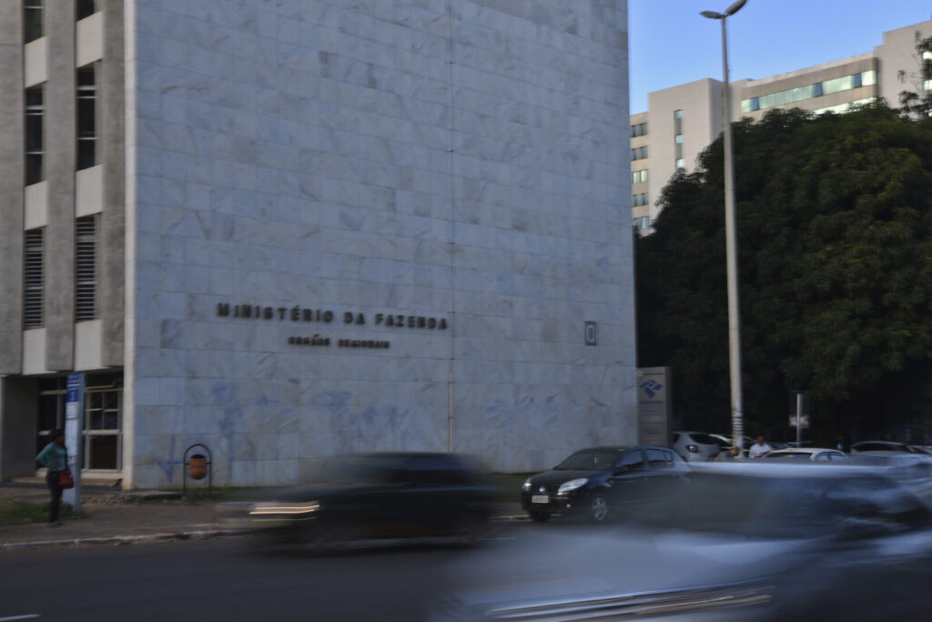 Fachada do prédio do Ministério da Fazenda em Brasília, sede da SPA