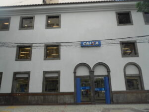 Fachada de agência da Caixa Econômica Federal, instituição responsável pelo sorteio da Mega da Virada (Foto de arquivo: agência da Caixa Econômica Federal, instituição responsável pelo sorteio.)